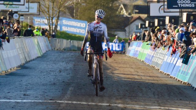 Championnat de France / Dames : Burquier devant Clauzel et Fouquenet