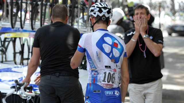 Tour d'Italie # 1 : lourde chute pour Laurent Pichon 