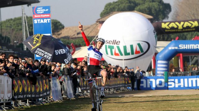Coupe du Monde Cyclo-Cross Espoirs # 5  Rome (Italie) : Alaphilippe s'impose !