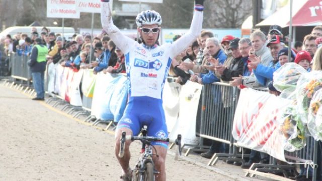 Cyclo-Cross de Dagmersellen (Suisse) : 5me succs conscutif de Mourey