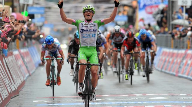 Tour d'Italie # 4 : Battaglin au sprint 