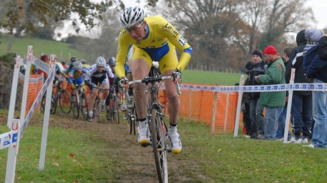 Cyclo-cross de Vern sur Seiche (35) : Benoist devant Loizeau 