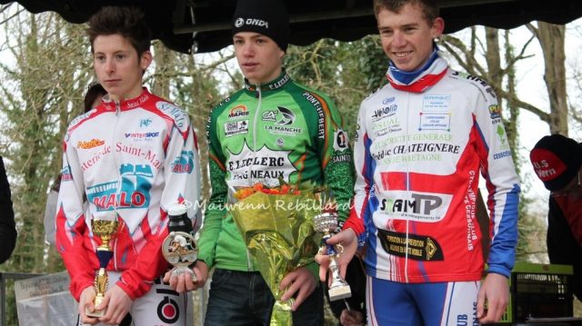 Cyclo-Cross de Chartres-de-Bretagne (35) : Roussel devant Le Quau