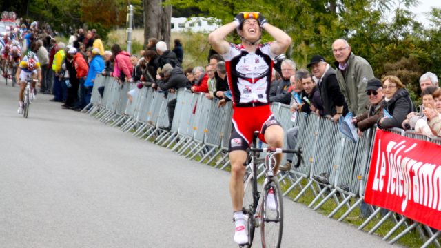 Essor Breton : Goujon l'tape / le maillot pour Barguil.