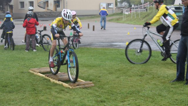 A la dcouverte des sports cycliste : Une premire russie pour l'EC Plestin. 