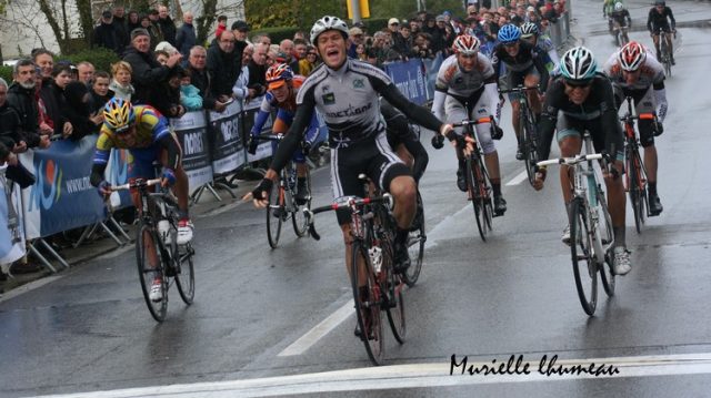 Tour de Bretagne#1: Benjamin Le Montagner au sprint. 