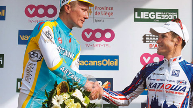 Astana : Vinokourov porte plainte 