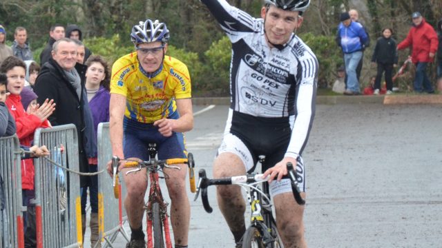 Cyclo-Cross de Pont L'Abb (29) : La 9me de Le Quau  