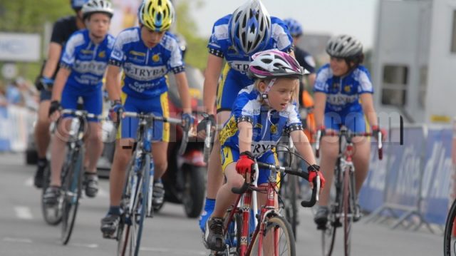 Les coles de cyclisme  l'honneur lors du championnat de France de cyclisme  Saint-Brieuc 