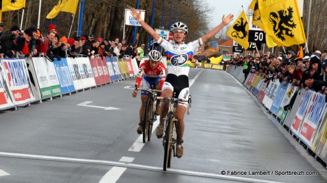 Marianne Vos s'impose au sprint dans la coupe du Monde Dames de Koksijde 