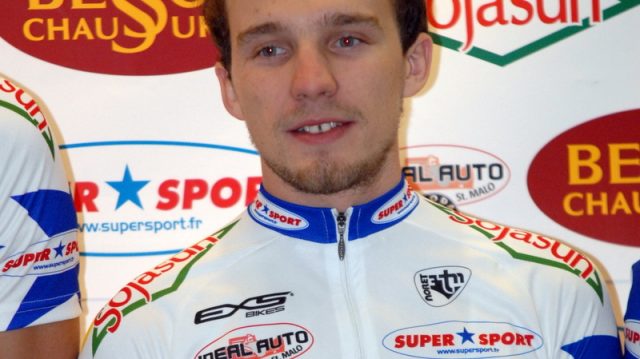 Jean Marc Marino (Besson Chaussures) es el nuevo líder del Circuito Montañés 2009. ...