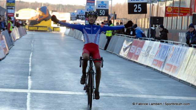 Julian Alaphilippe remporte l'preuve Juniors de Heusden-Zolder