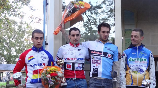 Cyclo-Cross de la Garnache (85) : Maheau devant Guilbaud 