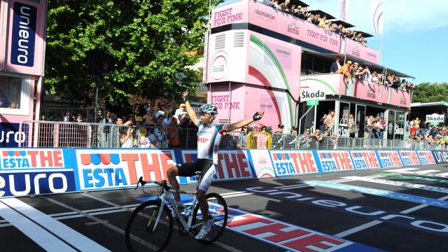 Tour d'Italie, tape 6: Matthew Lloyd, tout seul comme un grand