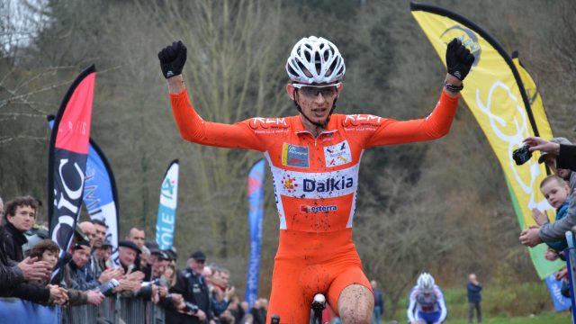 Cyclo-Cross de Quimper (29) : Le Corre devant Le Quau