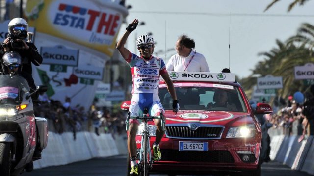 Tour d'Italie : l'tape pour Chavez / Le maillot pour Malori 