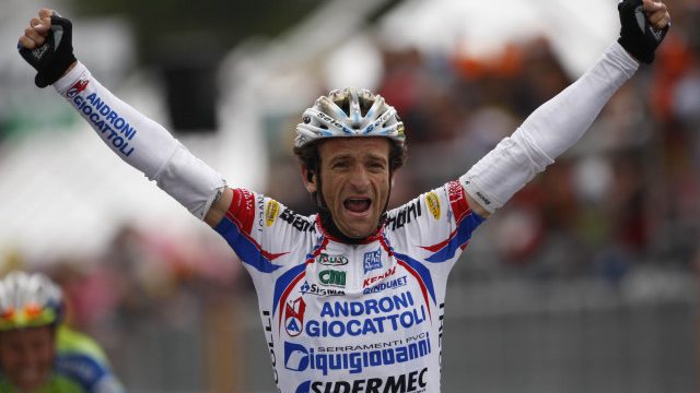 Tour d'Italie : Basso nouveau leader 