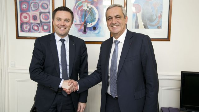 AG2R LA MONDIALE et la FFC  signe un partenariat