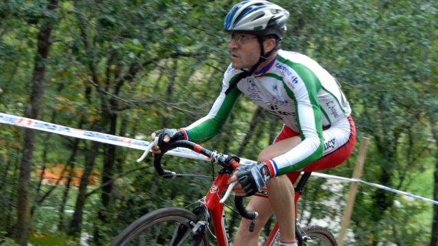 L’Olympic Cycliste de Locmin parmi l’lite  Bordeaux.