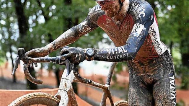 4me manche de la Coupe de France de cyclo-cross,  Albi : PERIOU