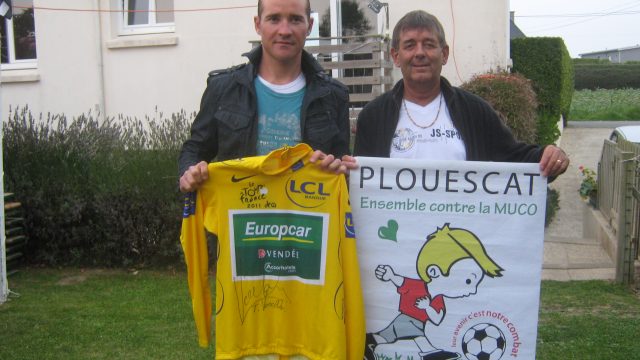  Un Maillot Jaune pour la bonne cause.