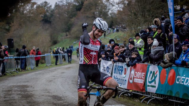 Championnat de Bretagne CX Elites: Malo Stevant en solo !