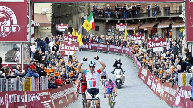 Gilbert s'impose sur la Strade Bianche