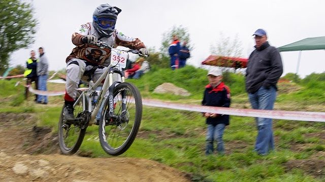 Commana (29) : Coupe de Bretagne de Descente Yoann Marquet Vainqueur