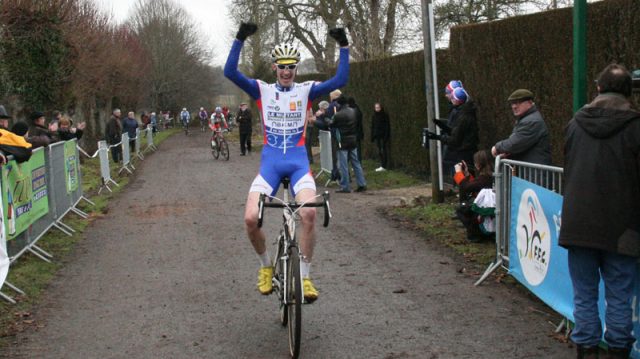 Cyclo-cross de Saint-Pierre-du-Bosgurard (27) : Bruneval s'impose