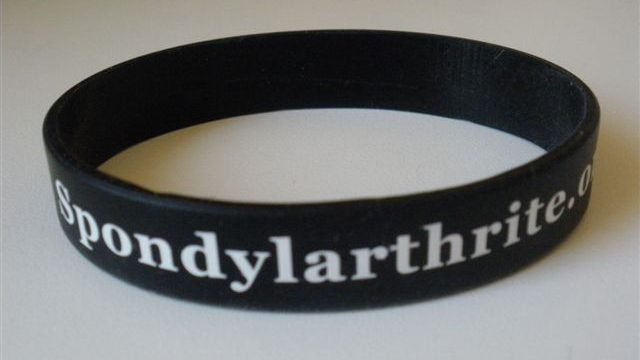 Un bracelet pour la bonne cause 