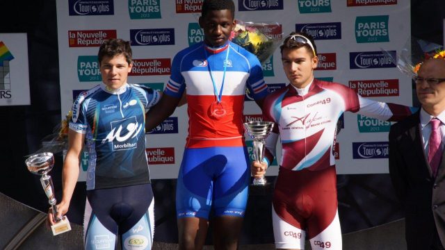 Le comit du Morbihan sur le KM Paris Tours