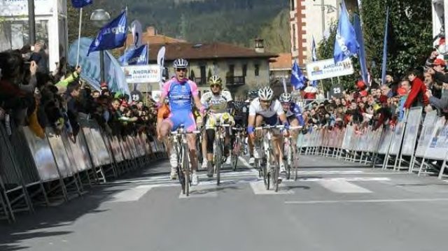 Tour du Pays Basque: Gavazzi au sprint, Freire nouveau leader 