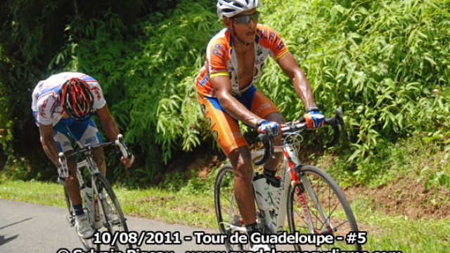 Tour de Guadeloupe 2011 : Nava Carvajar et Chacon en baroudeurs. Carne toujours en jaune