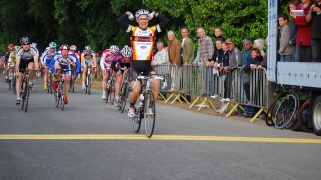 18/06/2010 PLESLIN TRIGAVOU