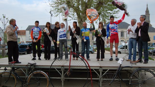 Grand Prix Cycliste des Civelles  Basse-Indre (44) : Richard s'impose 