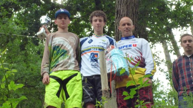 Championnat du Morbihan de Descente VTT aux Fougerts : les champions sont ... 