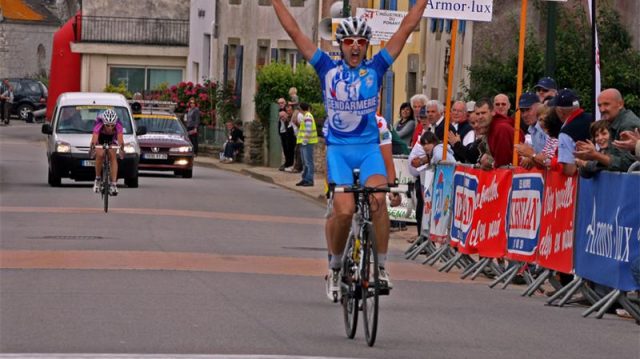 Ronde Finistrienne: Bertrand Chereau l'emporte  Poullan/Mer