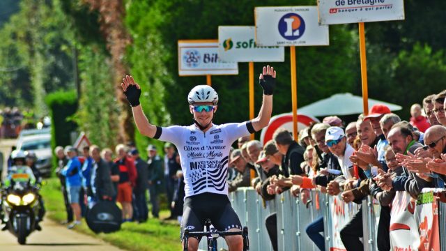 Ronde Finistrienne : la 13me de Schmidt / Rio toujours en jaune 