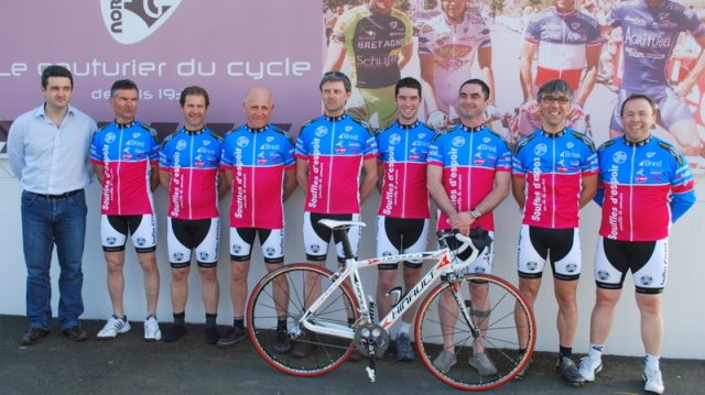 Le C.L.C.TEAM-CYCLOSPORT a prsent son effectif 2011 