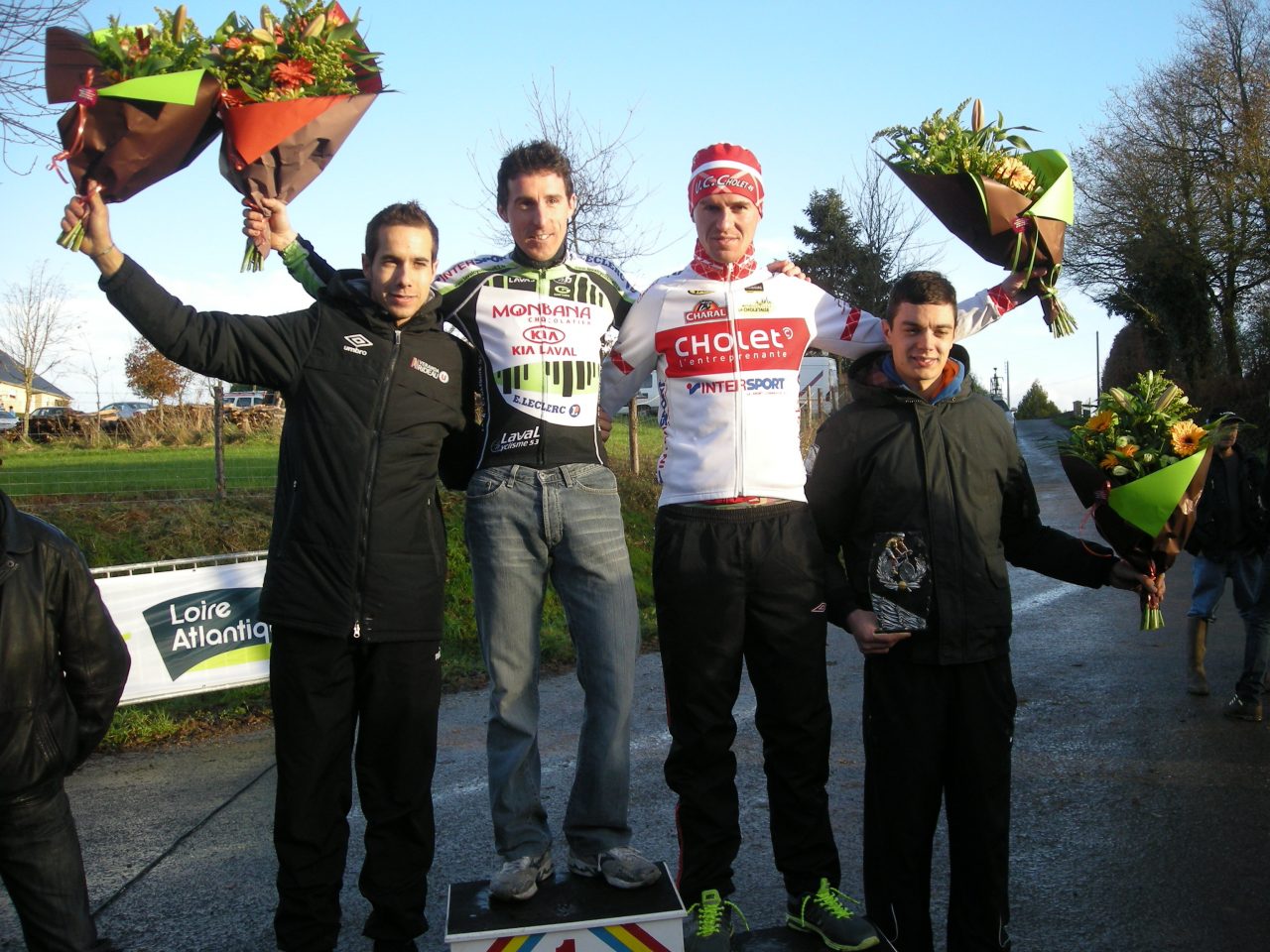 Cyclo-cross d'Avessac (44) : Guest devant Jarrier