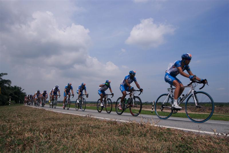 Tour d'Italie : les Bretons roue dans roue