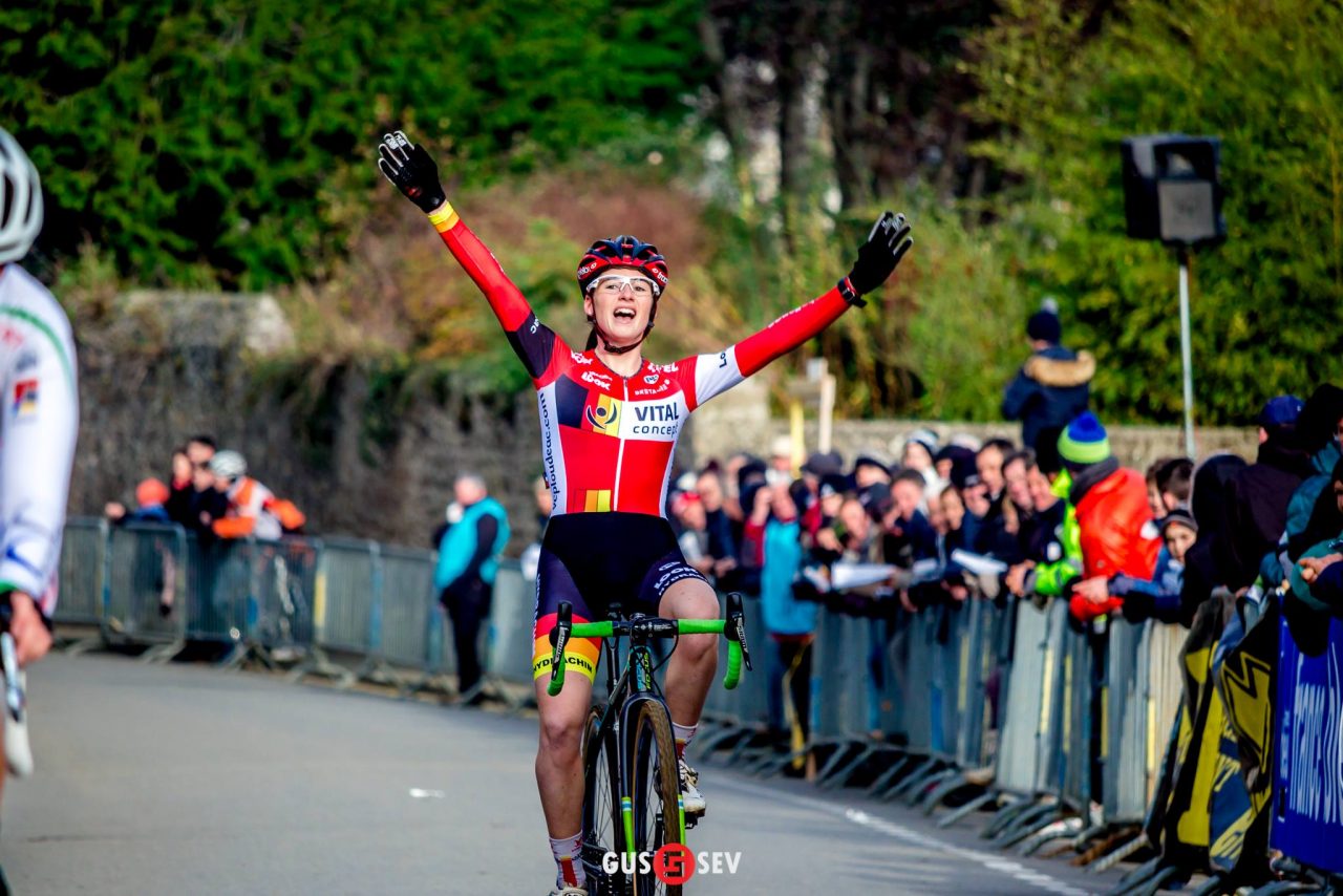 Dames: la premire de Grimault Chtelaudren: championnats de Bretagne de cyclo-cross