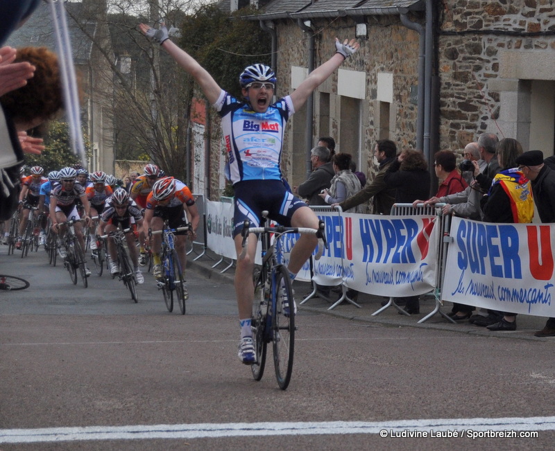 Flche d'Armor : Lecuyer 1er leader 