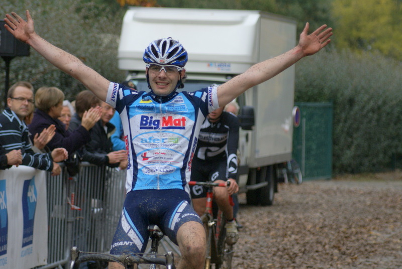 Cyclo-cross de Sainte-Luce-sur-Loire (44) - Dimanche 30 octobre 2011