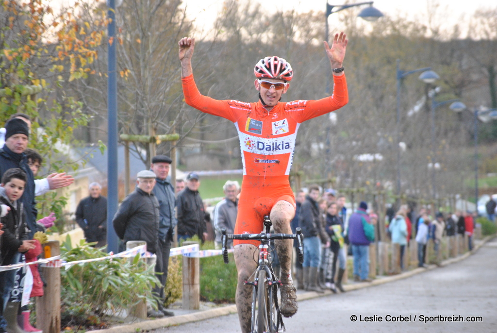 Cyclo-Cross de Taupont (56) : Le Corre remet a 