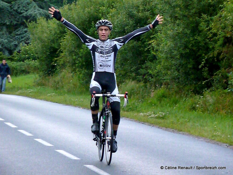 Debelhoir devant Colombel  Plouha (22)