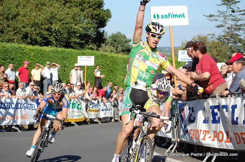 Locqunol: Le Vessier au sprint