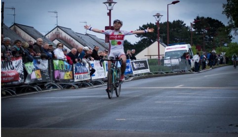 Lo Drouard de retour  Laval  Cyclisme 53