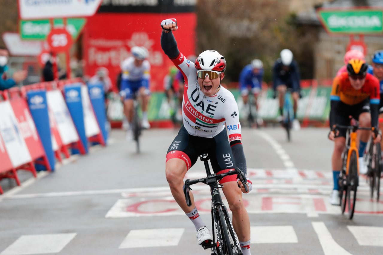 Vuelta #15: Philipsen / Martin assure