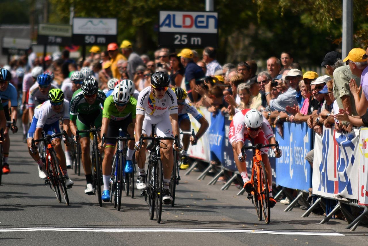 Tour de l'Avenir #6: Hodeg au sprint